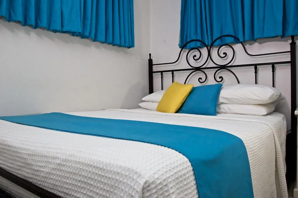 Forty Winks Inn Port of Spain 3*,