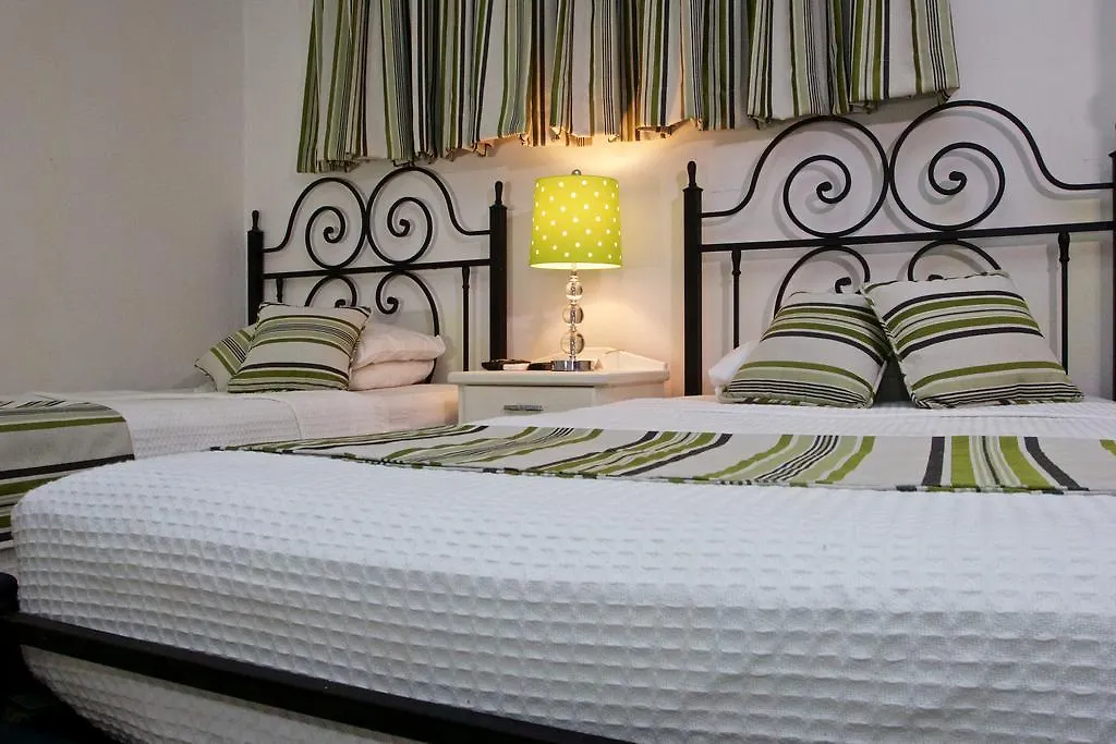 Forty Winks Inn Port of Spain