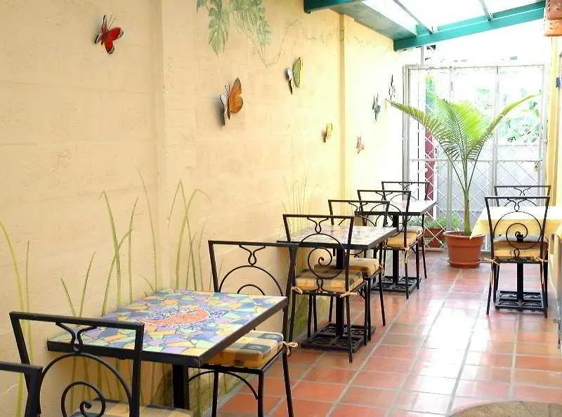 Forty Winks Inn Port of Spain 3*,